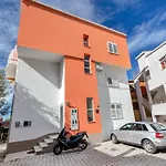 Apartments Bole